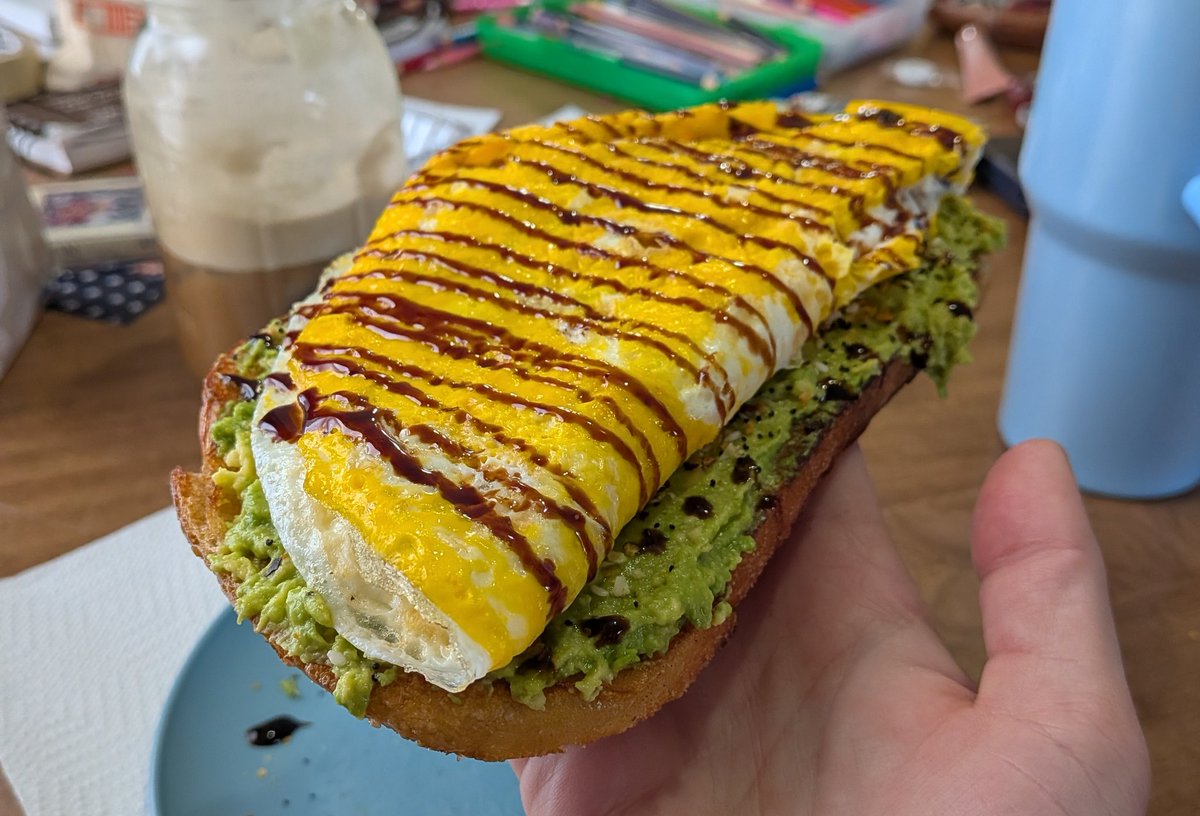 fleabug777's tweet image. is this the most perfect avocado toast