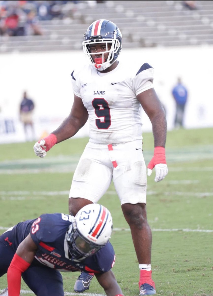 IdariusLeslie's tweet photo. Blessed to receive and offer from lane college @coach_stigers @carterlj1_dc https://t.co/Bi5znK2jlY