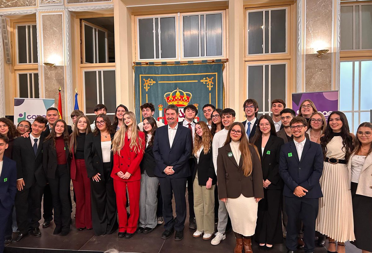 Hoy, 17 de noviembre, en el Día Internacional de las y los Estudiantes. FEDEIP ha acompañado a <a href="/CANAE/">CANAE</a> (Confederación Estatal de Estudiantes) en el acto institucional celebrado en el Ministerio de Educación, donde se ha reconocido el papel fundamental del alumnado en la sociedad.