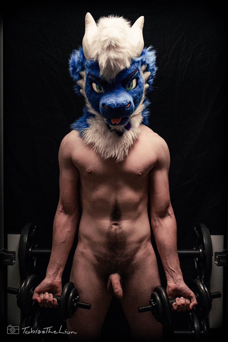 Dragon in its natural habitat 

Photographer: <a href="/TobiasTheLionAD/">TobiasNudeLion</a>