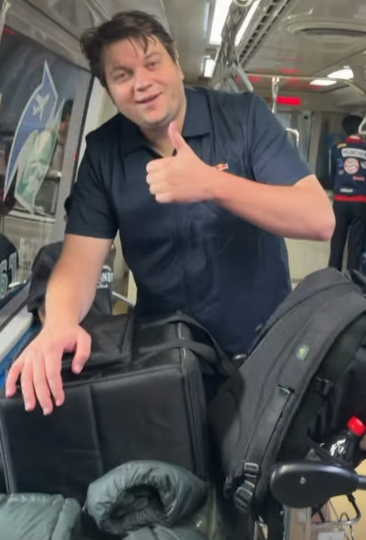 Wie verbraucht willst du nach 1 Monat China aussehen? Fred: 
<a href="/noway4u_sir/">NoWay</a>