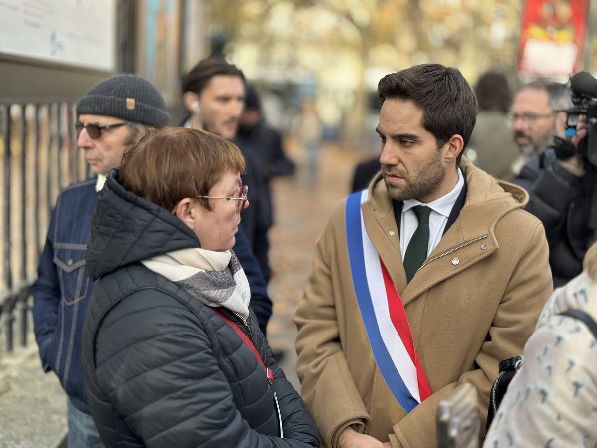 Thomas_Mng's tweet photo. ♦️ @LesBuralistes venus de toute la France se mobilisent aujourd’hui contre le trafic illicite de tabac.

📍 Face aux réseaux illégaux qui explosent sur tout le territoire, ils peuvent compter sur le soutien du @groupeRN_off ! https://t.co/UEkxcZsUMo