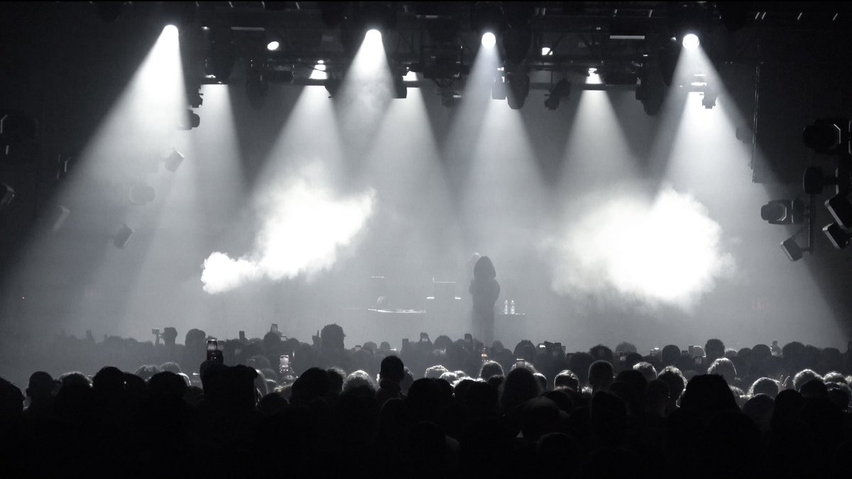 Clara La San tweet media