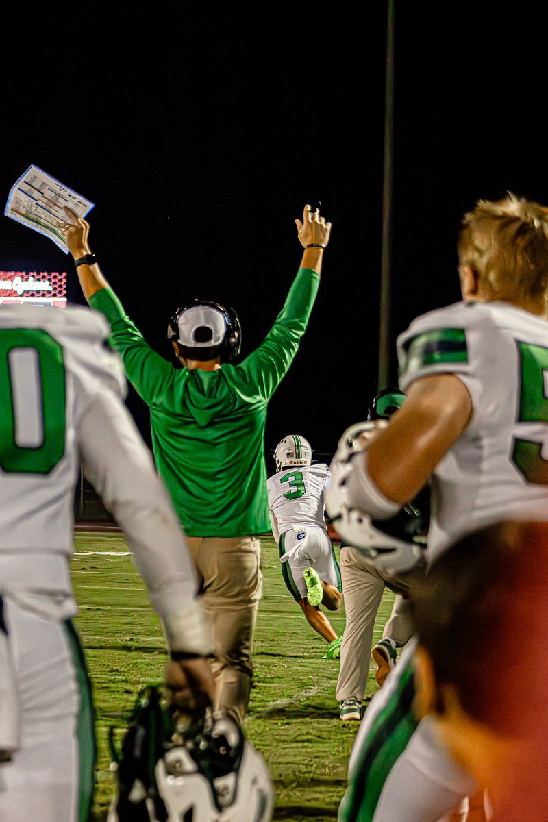 Logan Hall tweet media