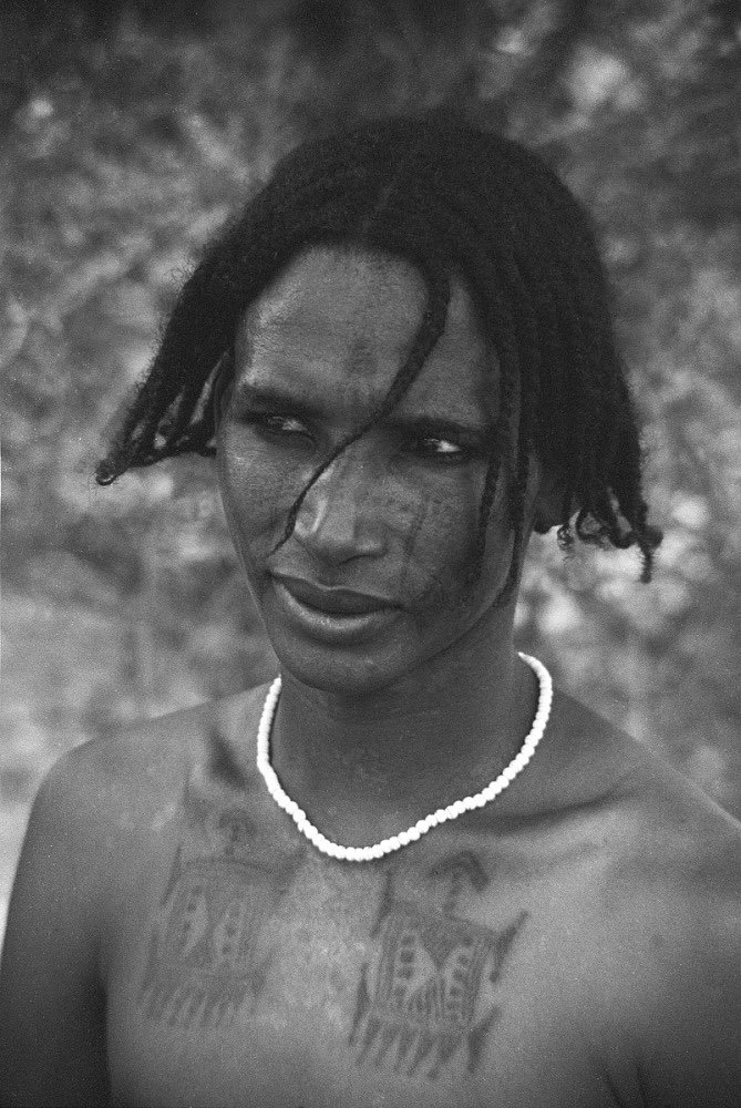 African crowns tweet media