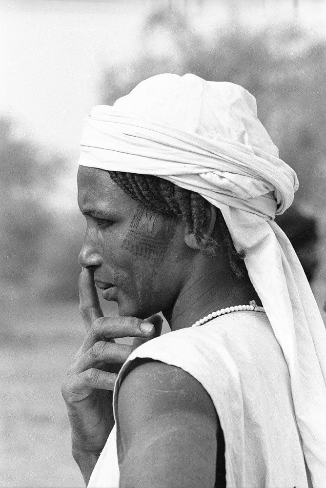 African crowns tweet media