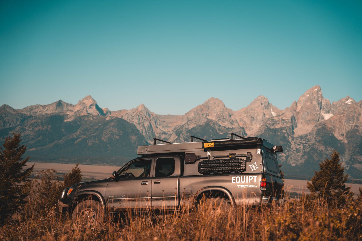 Equipt1's tweet photo. Hybrid option for vehicle electrical: Mount charger under hood, battery in back. Flexible for SUVs or vans. We've got @NationalLuna solutions to fit. Save interior space for gear. https://t.co/pb4oNcFNjh