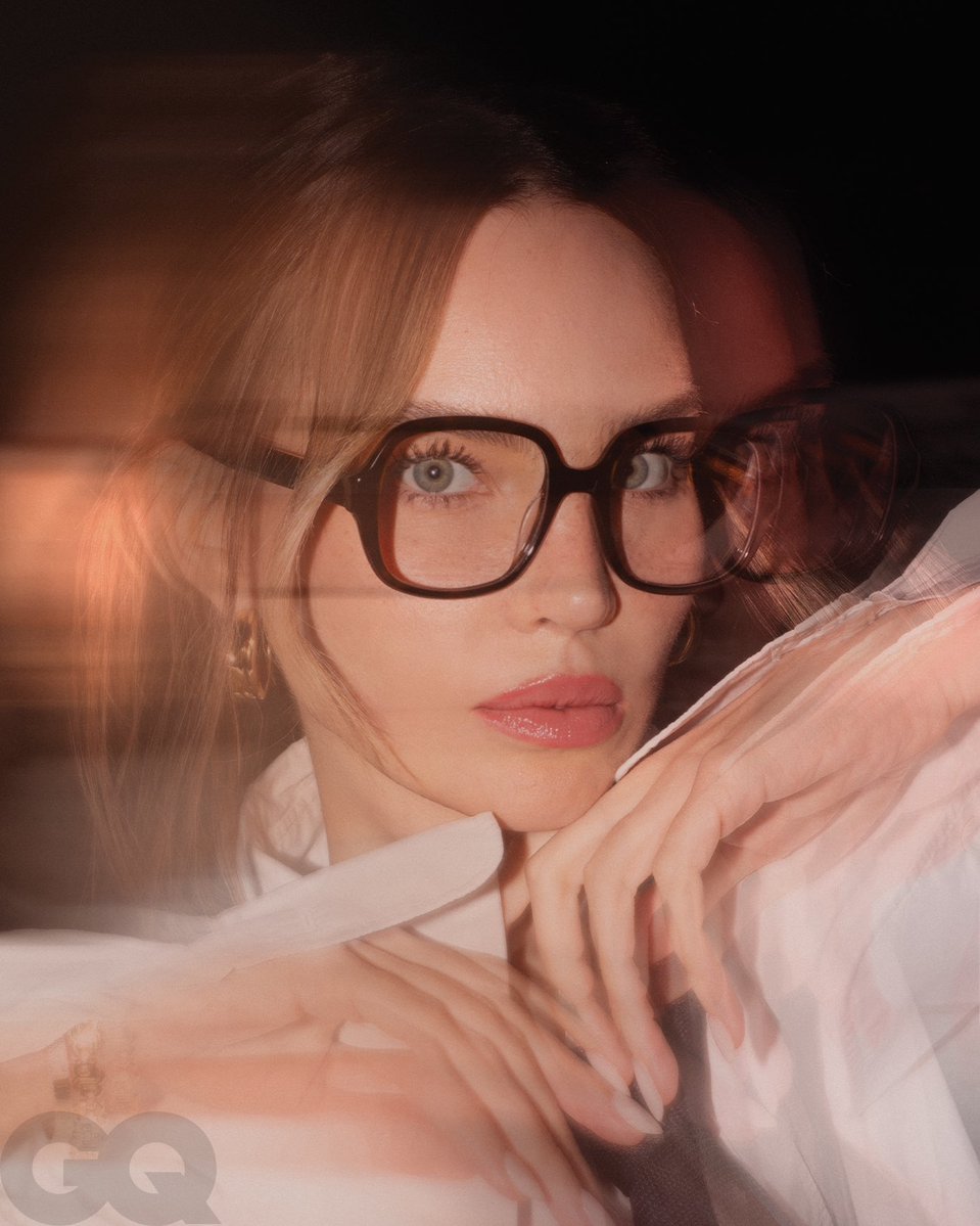 GQMexico's tweet image. Cantante, actriz y símbolo generacional, @belindapop atraviesa un año en el que lo profesional y lo personal se funden en un mismo acto de libertad creativa. Sin miedo, sin filtros y sin pedir permiso; desde el teatro hasta el estudio de grabación, su nueva era es de una infinita…