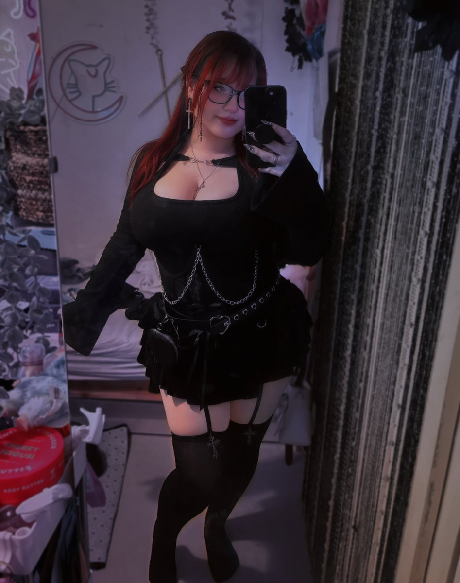 Yukime_VT's tweet photo. Dressed up for once https://t.co/EKKA6Xn8Ma