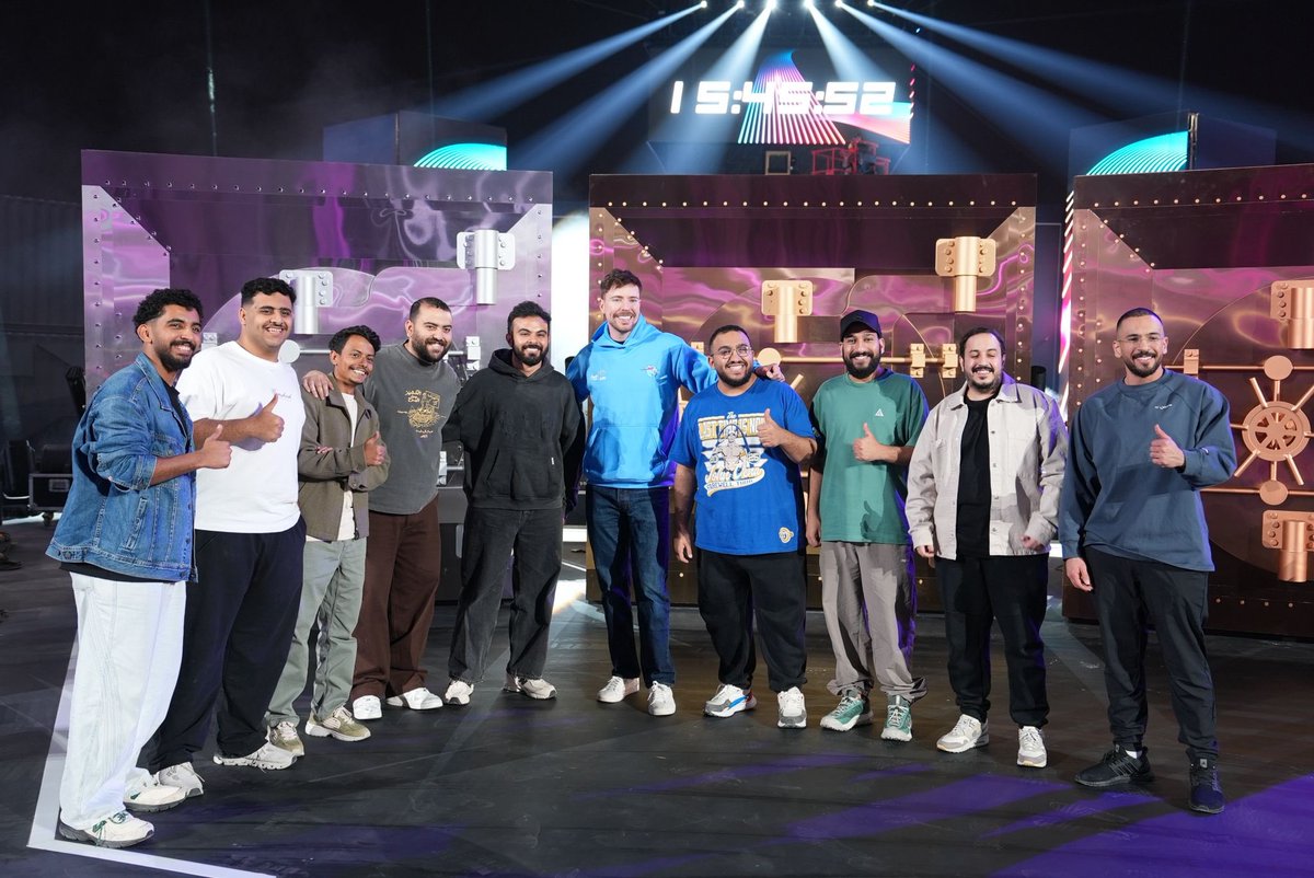 TeamFalconsGG's tweet image. MrBeast x Falcons 🔜