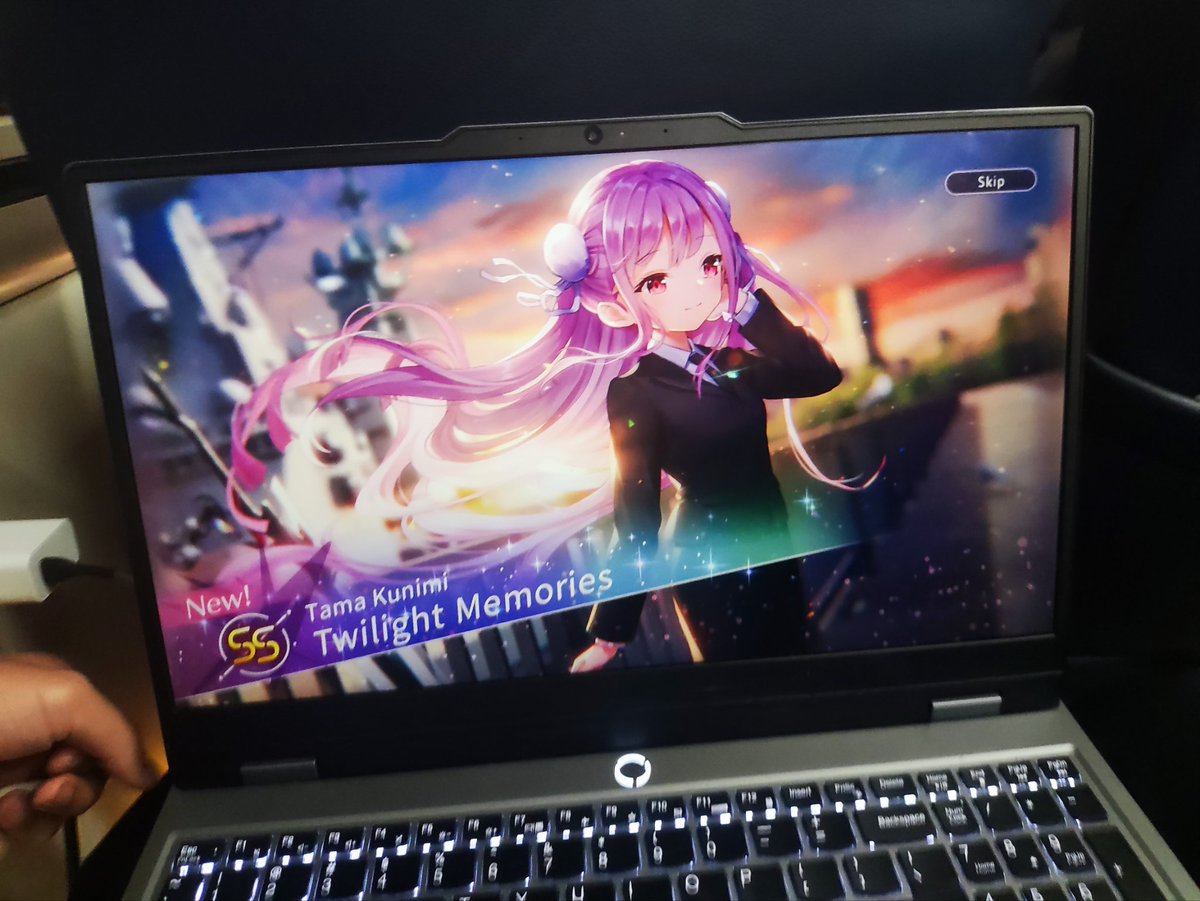 cyberstillnull's tweet image. hey das me, daily free 10 pulls btw