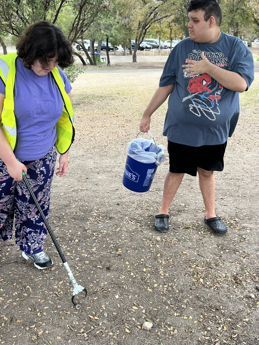 mujicareddix tweet media