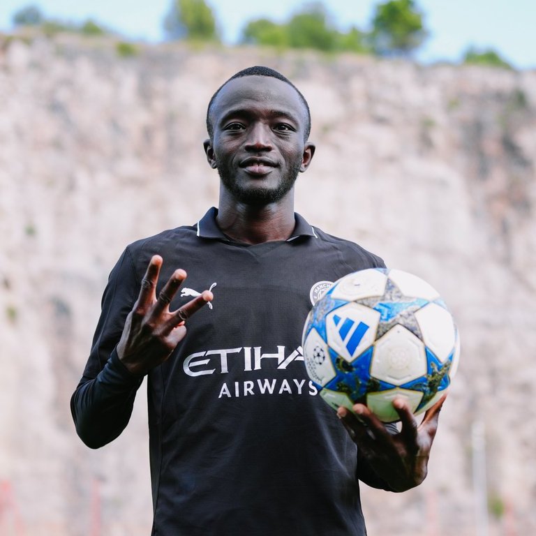 Instant Foot ⚽️ tweet media