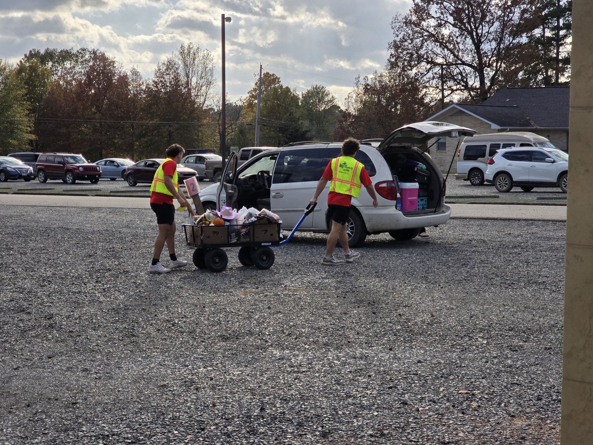 UA Rich Mountain tweet media