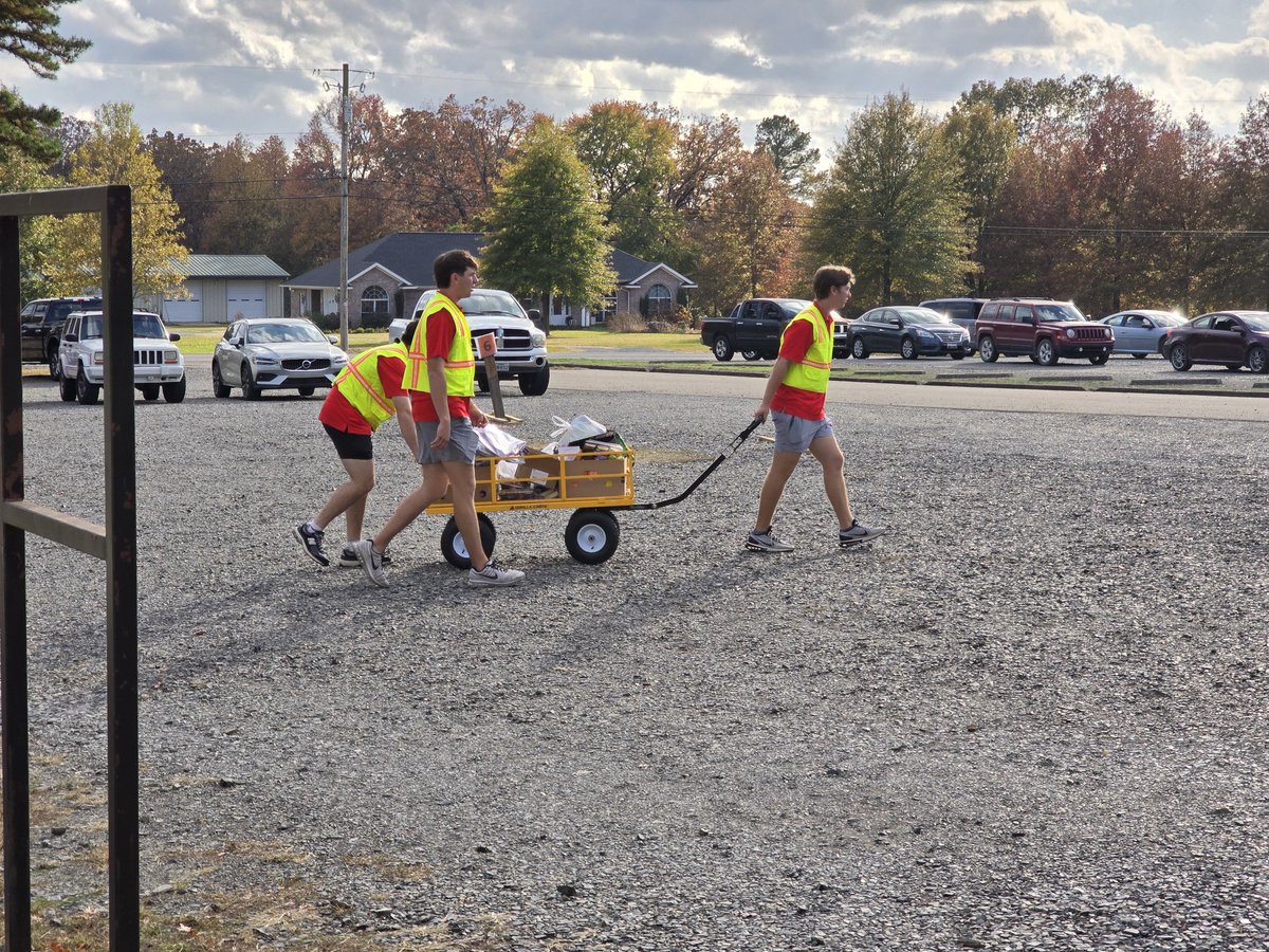 UA Rich Mountain tweet media