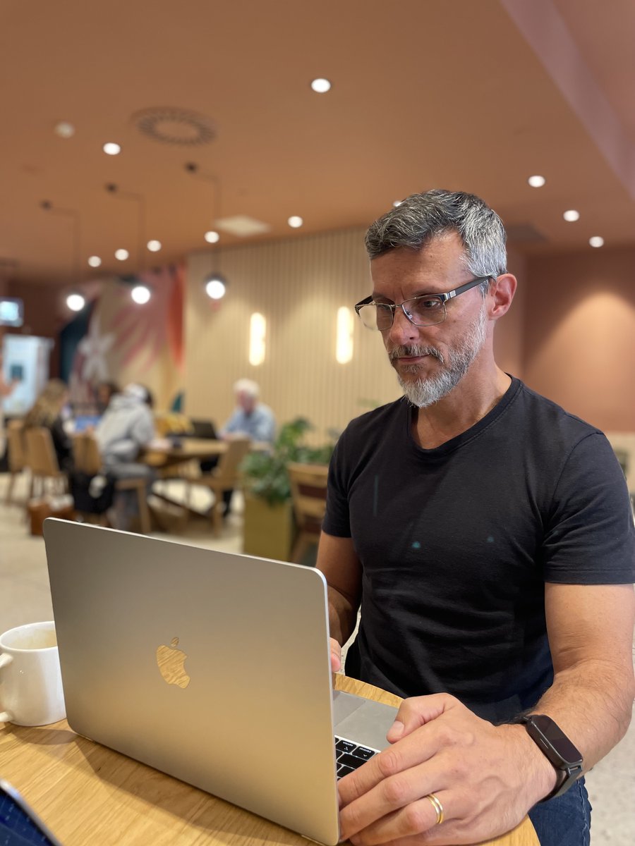 lpkyrius's tweet image. Morning cafe work sessions remind me how much focus matters more than location. If you’re still chasing the perfect setup, focus instead on finding your flow wherever you are.
I ♥️ AI and Automation, but the most valuable thing is still human focus.

#softwareengineering #ai