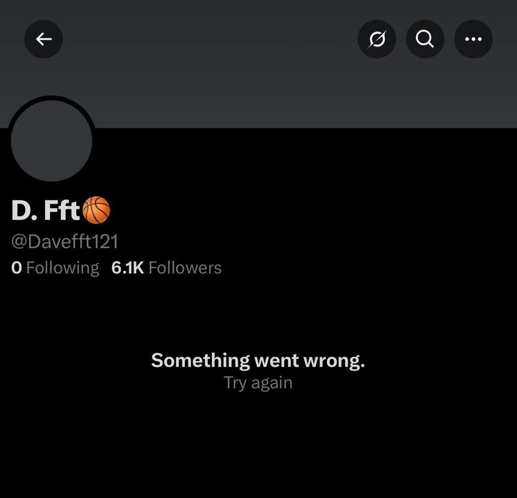 CHUNLI__LI's tweet photo. @Davefft121  guys be very careful of this lunatic scammer 

He has changed his profile 

Na followers booster he Dey use 

As he deactivate yesterday nd come activate today 

6.1k followers done enter 2 

Be careful 

Retweet for others https://t.co/3wuHpFPbYM