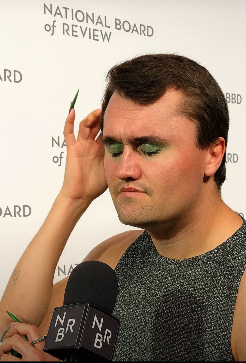 evermorevelyn7's tweet image. the concept of making fun of a woman that was brutally abused and murdered for no reason because i made a joke about charlie kirk