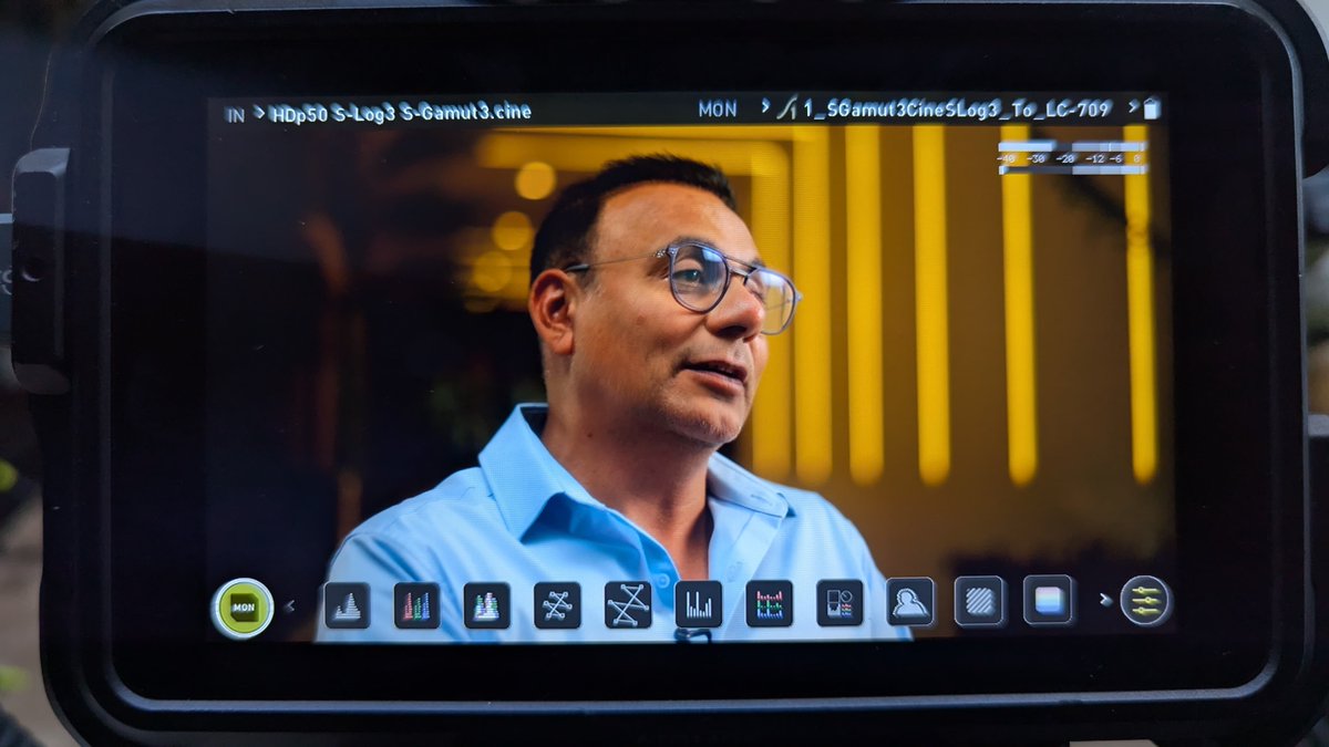 Fetch_ai's tweet image. 🚨 We’ve reached an inflection point in technology.

For decades, AI has been reactive: responding to commands, executing narrow tasks.

But what happens when it becomes proactive - representing you, negotiating on your behalf, and making decisions across connected ecosystems?…