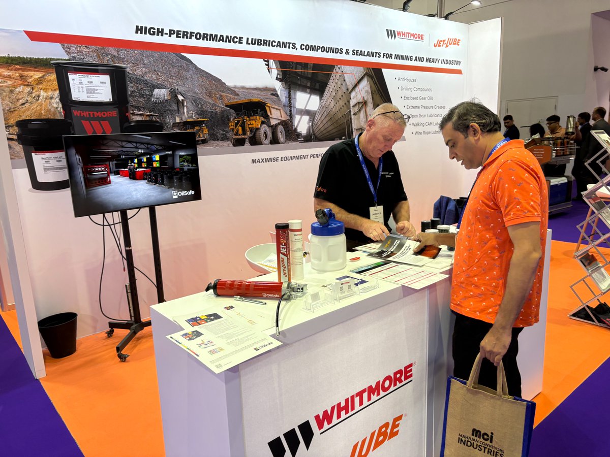 WHITMORE_Mfg's tweet photo. We’re live at The Mining Show in Dubai! 🇦🇪
#TheMiningShow #Dubai #UAE #Mining #Whitmore #JetLube #Networking https://t.co/GrHOMLVont