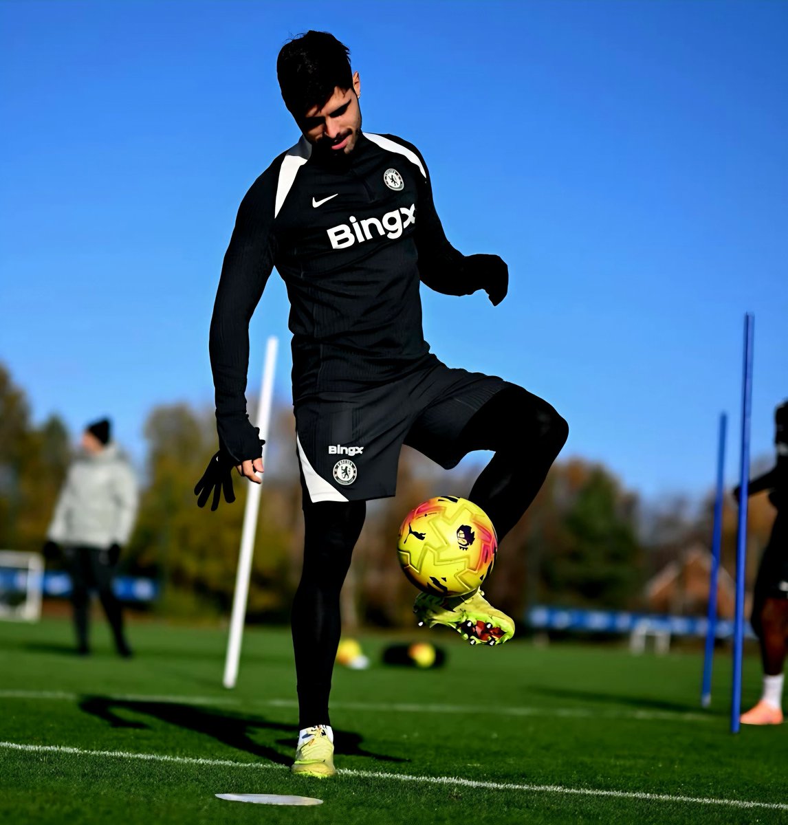 🚨 Pedro Neto trained today!

#CFC