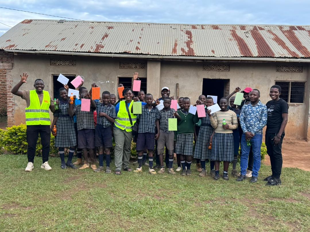 rubaga_lakeview's tweet photo. So this was a question: why the poolside carnival and the answers are in these photos it's a 10k campaign to change these lives by having better classrooms and desks.
For contributions, here are the contacts 0702241372 Alex kayinga
+256 742 755621 Lillian nakibombo. https://t.co/VHdbn2G4Je
