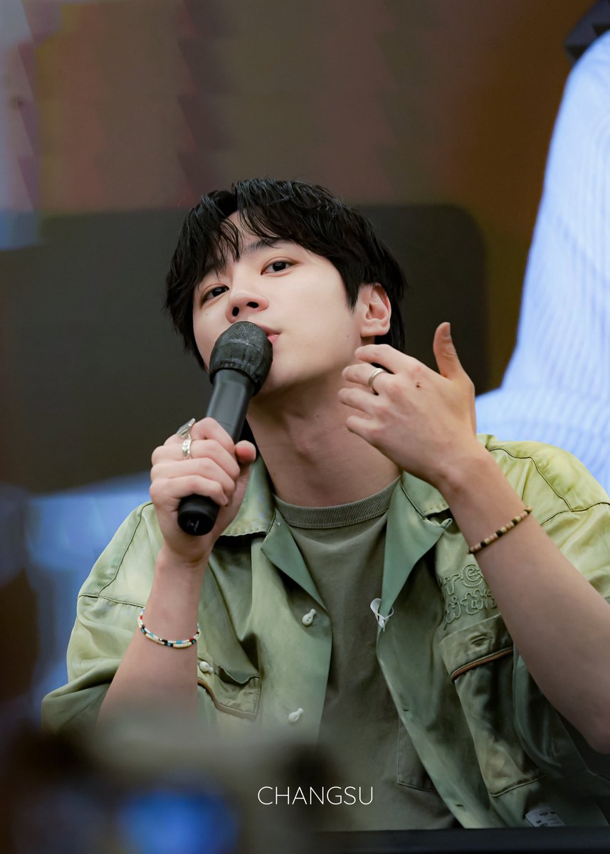 250927 헬로라이브 #이준영