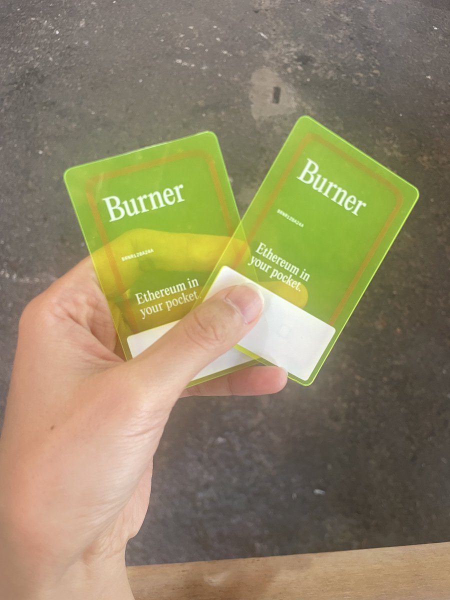 Hazel Hu tweet media