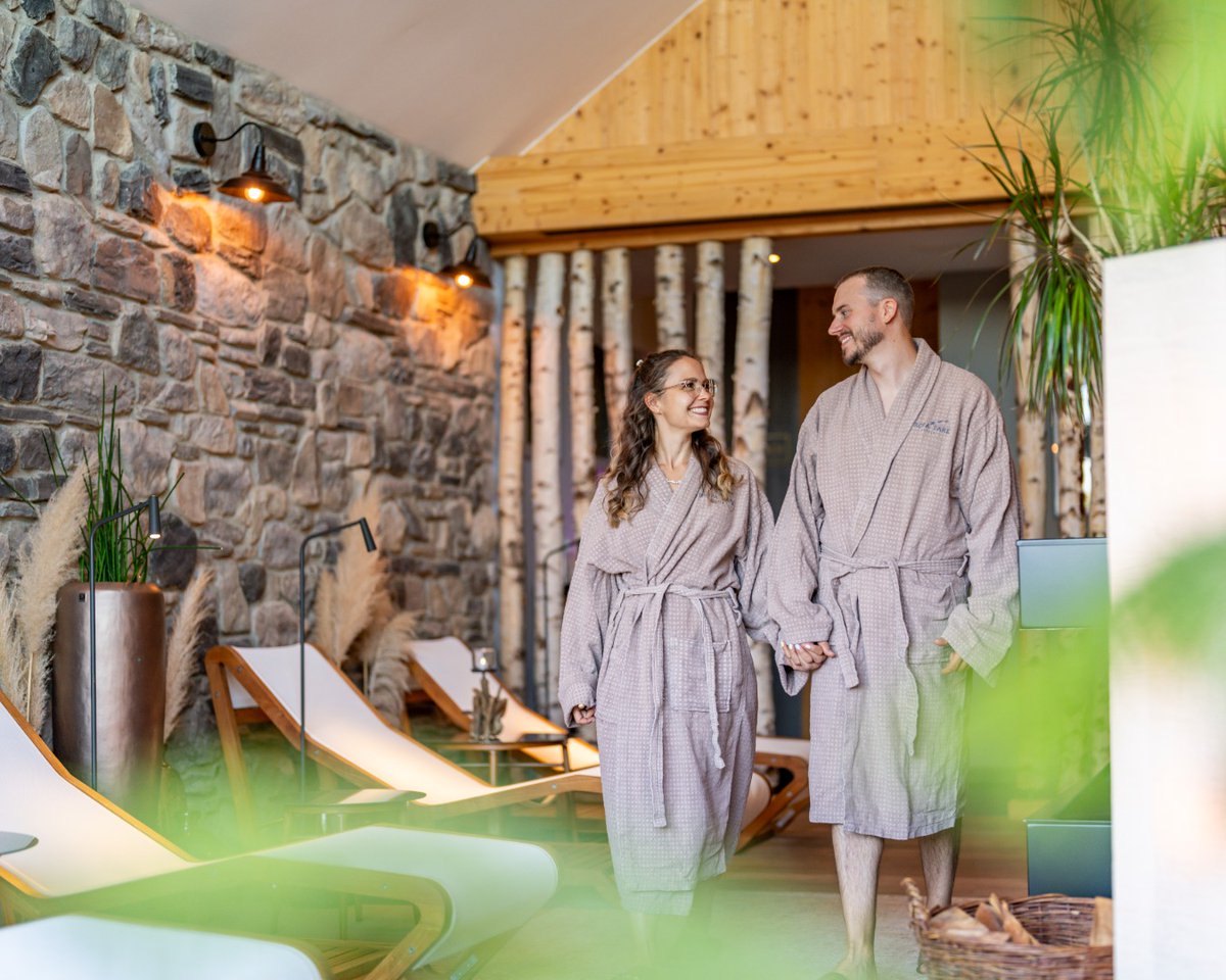 You can now book stays for the #EuropaPark 2026 season! 🗓️ Whether it’s pure adrenaline on our spectacular rollercoasters, magical shows for the whole family or unforgettable nights in our lovingly designed themed hotels. Book your dream stay now 👉 epuk.info/OvernightRes.