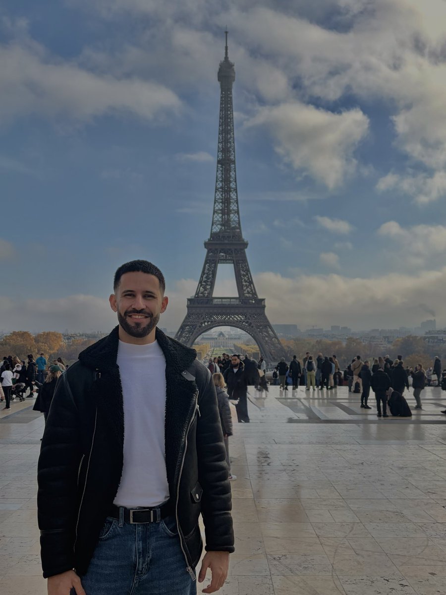 Jesus_afa's tweet image. Enamorado de Paris 😍