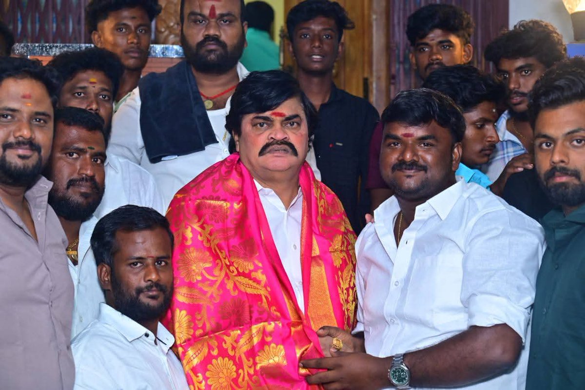 GowriSankarD_'s tweet image. #தலைவனை_தேடி 

திமுகவின் விருதுநகர் வடக்கு மாவட்ட @DMKITwing அமைப்பாளர்...
#ச_அருண்குமார் அவர்கள்..
மற்றும் அவர்களுடன் திமுக மற்றும் மாற்றுக்கட்சியினர், எந்த கட்சியையும் சாராத இளைஞர் பெருமக்கள் என... 
சுமார் #200க்கும் மேற்பட்டோர் இன்று கழக பொது செயலாளர் #எடப்பாடியார் அவர்கள்…