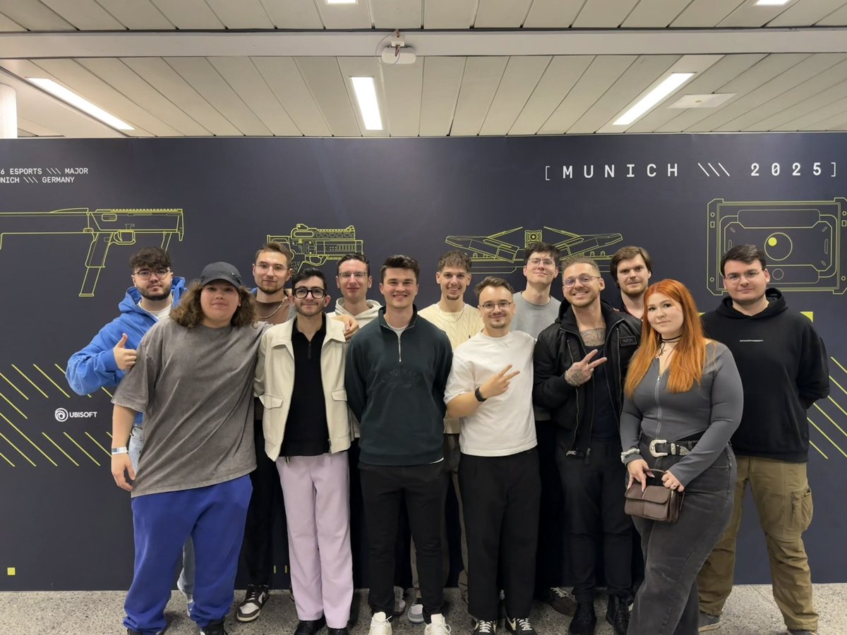 KatiSmartii tweet media