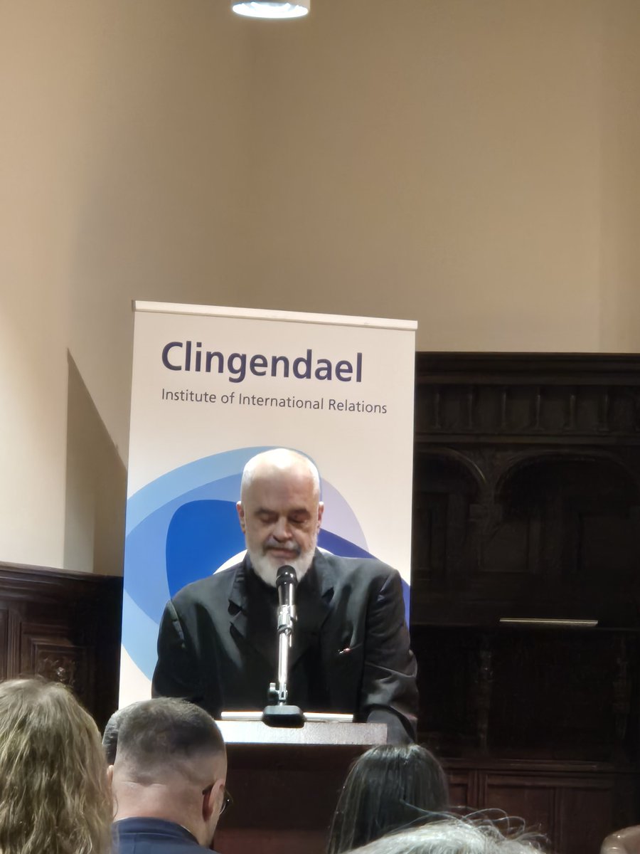 René Cuperus tweet media