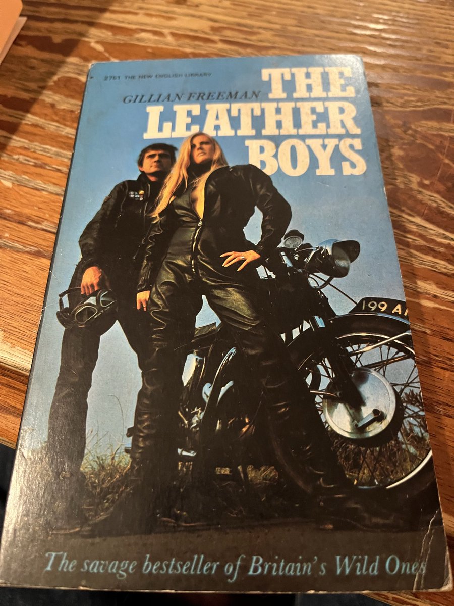 NewRobDex's tweet image. Nice slice of downbeat postwar cult fiction repackaged as lurid pulp and all for just 99p