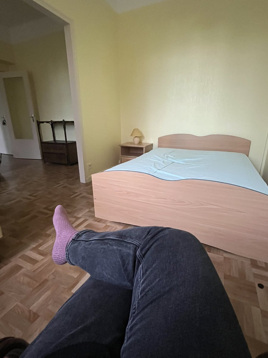 La meuf elle a carrément un appart en hôpital psy maintenant