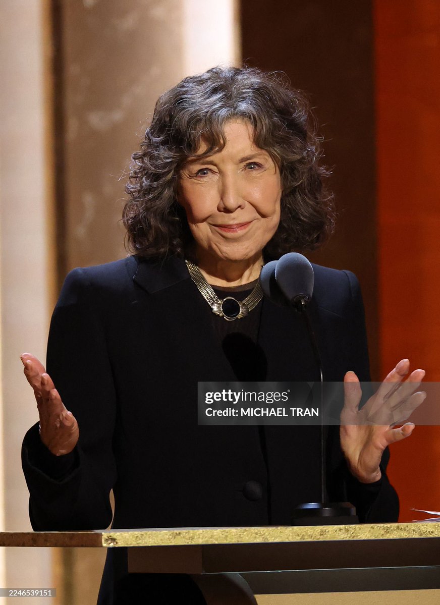 she’s so pretty something is being reignited in me