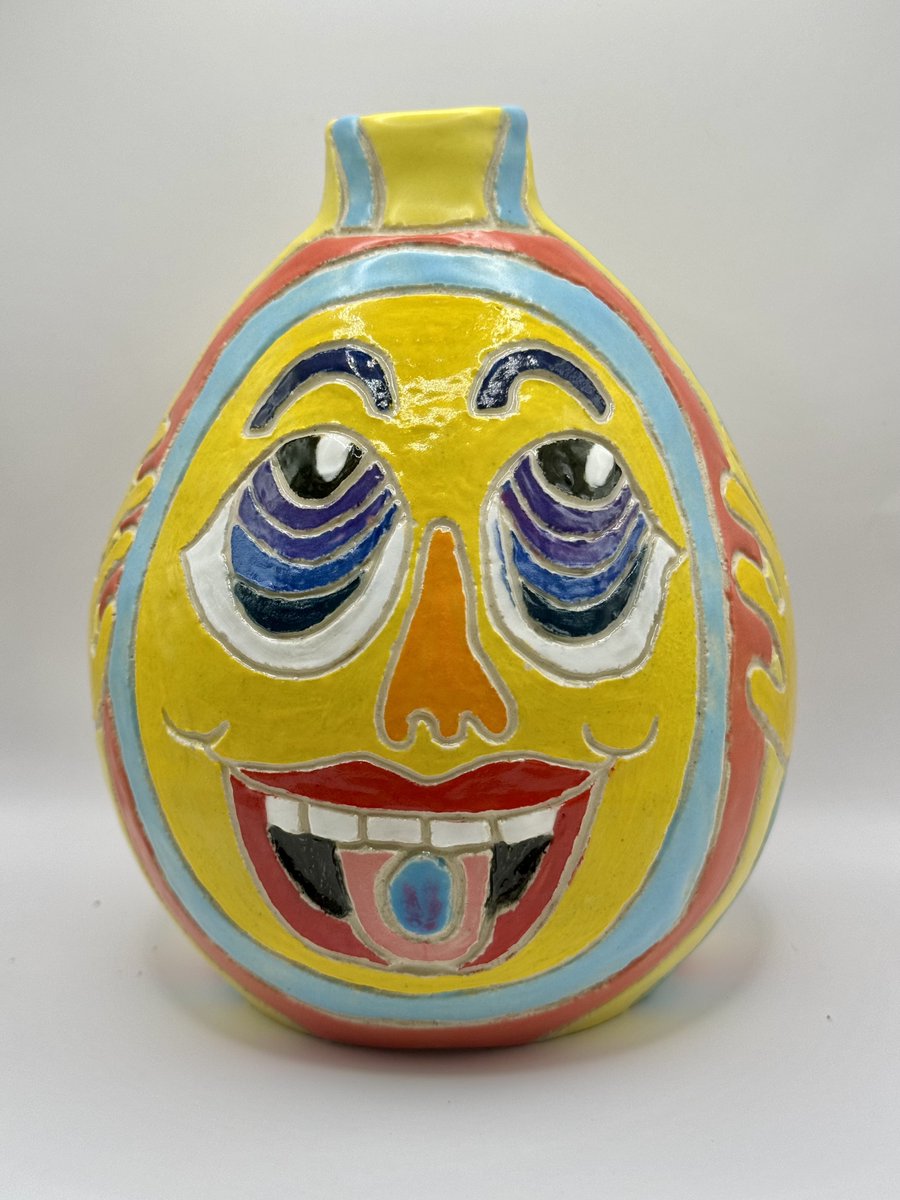 thesarahshow's tweet photo. I will be unveiling my annual ceramics collection on my birthday in two weeks... around 40 new works, most of which have never been seen!

Best way to get a first look (and first dibs!) is to get on the 📫 list - check out my bio! https://t.co/HzPS9d1zWb