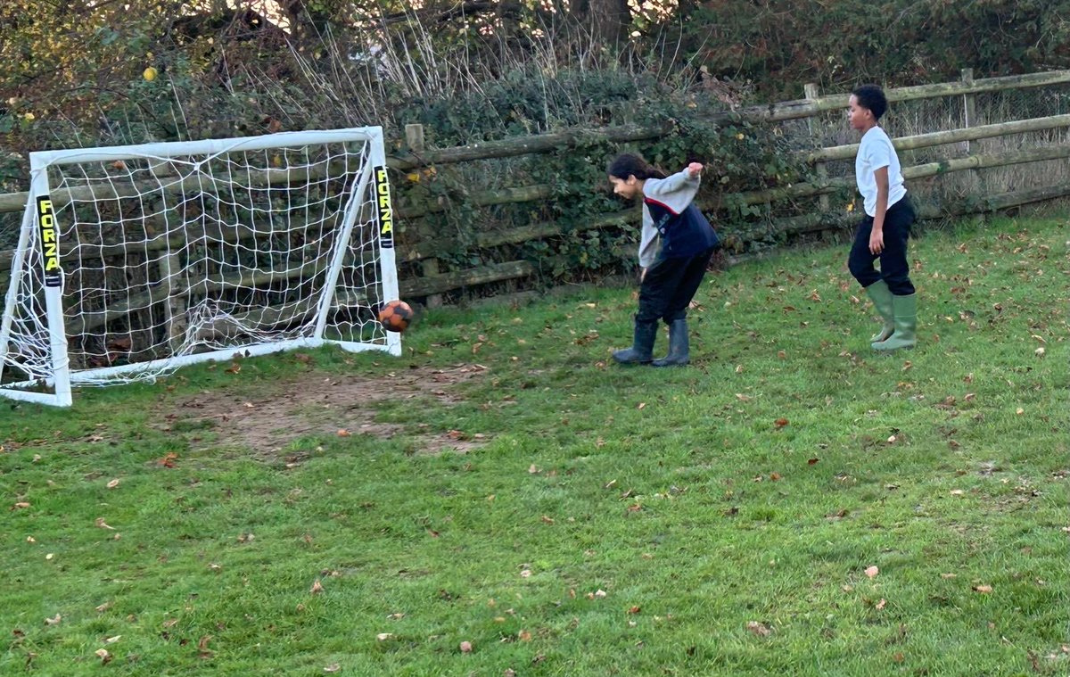 WoolmoreTweets's tweet image. Now, where are we?  Time for a spot of orienteering @LoveGorsefield #exploring #maps