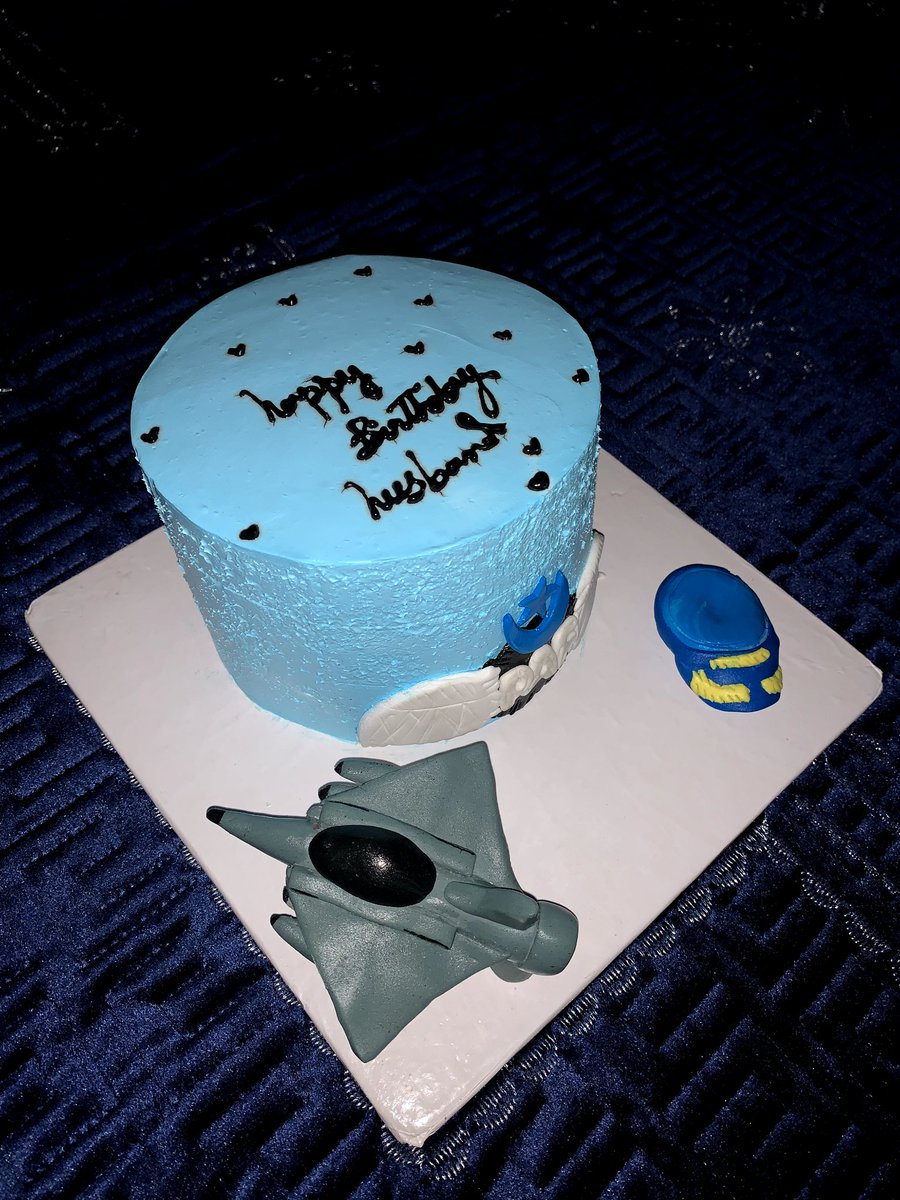 rishayyy17's tweet photo. Happy Birthday Love of my Life 🫀
I'm so lucky to hv u in my life u r blessing my Husband 👑

#HBDSeebi 🎂
#RS 💍💙 https://t.co/m1Hor0ikNg