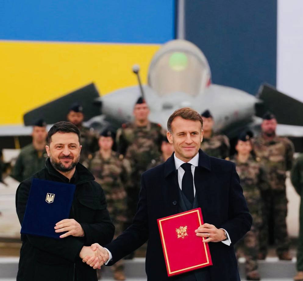 fpetitAN's tweet image. « 🇫🇷🇺🇦 Quelle journée franco-ukrainienne, quel chemin parcouru entre nos pays en près de 4 ans ! Cette fraternité politique et stratégique sera un pilier fondamental de l’architecture de sécurité européenne de demain. Continuons à faire beaucoup plus pour l’#Ukraine, ensemble ! »