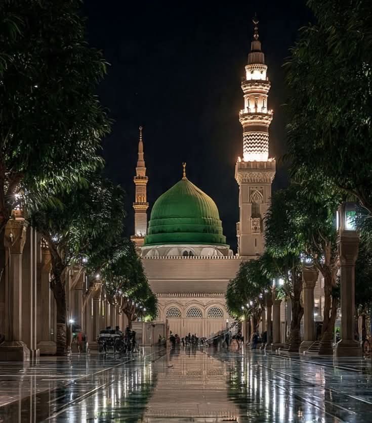 aladb_2020's tweet image. صَلُّوا علىٰ غيثِ القُلوب وريِّها
خيرُ الخلائقِ رحمةُ الرَحمـٰنﷺ