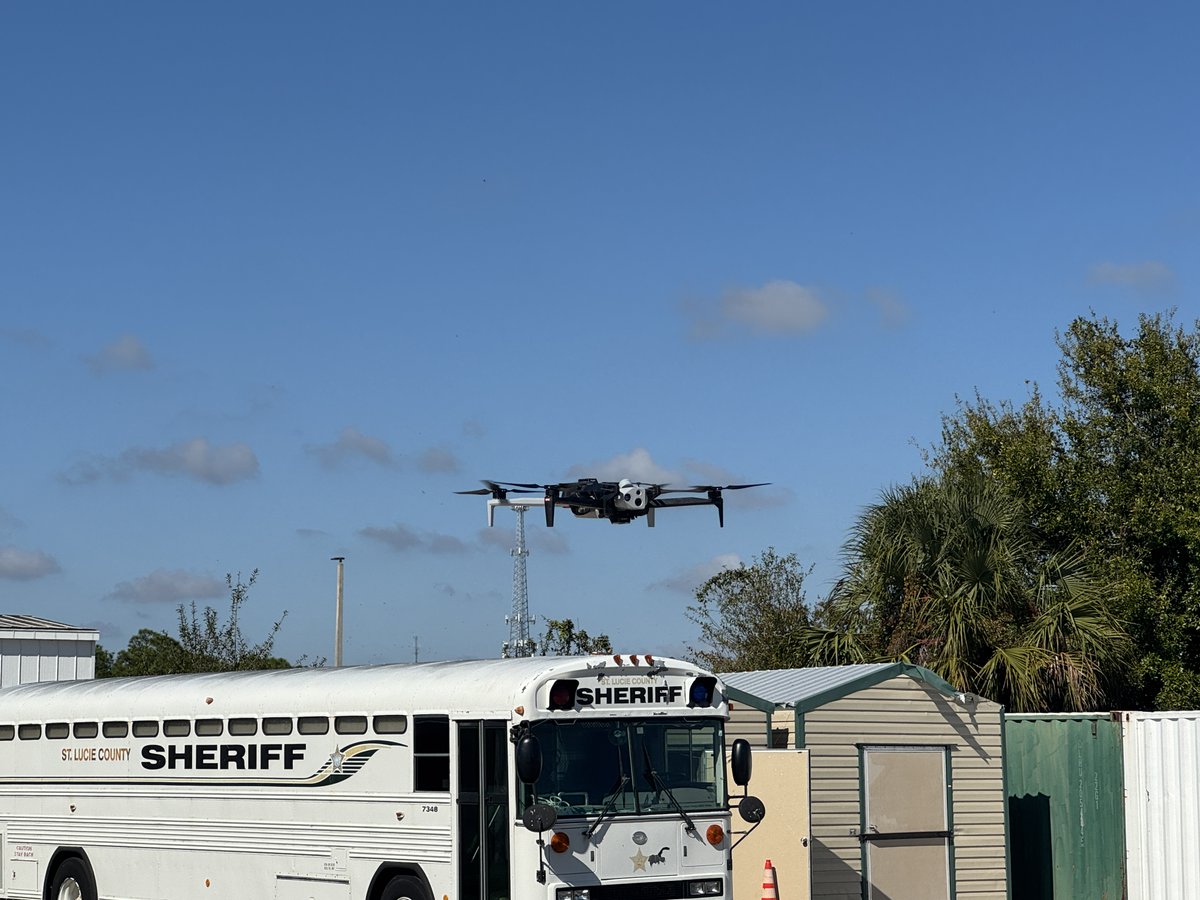 tiffanyrizzo_'s tweet image. Drones are becoming one of law enforcement’s most-used tools and today I’m seeing it firsthand with St. Lucie County deputies. This tech is changing how calls are handled across the Treasure Coast. Watch tonight on @CBS12.