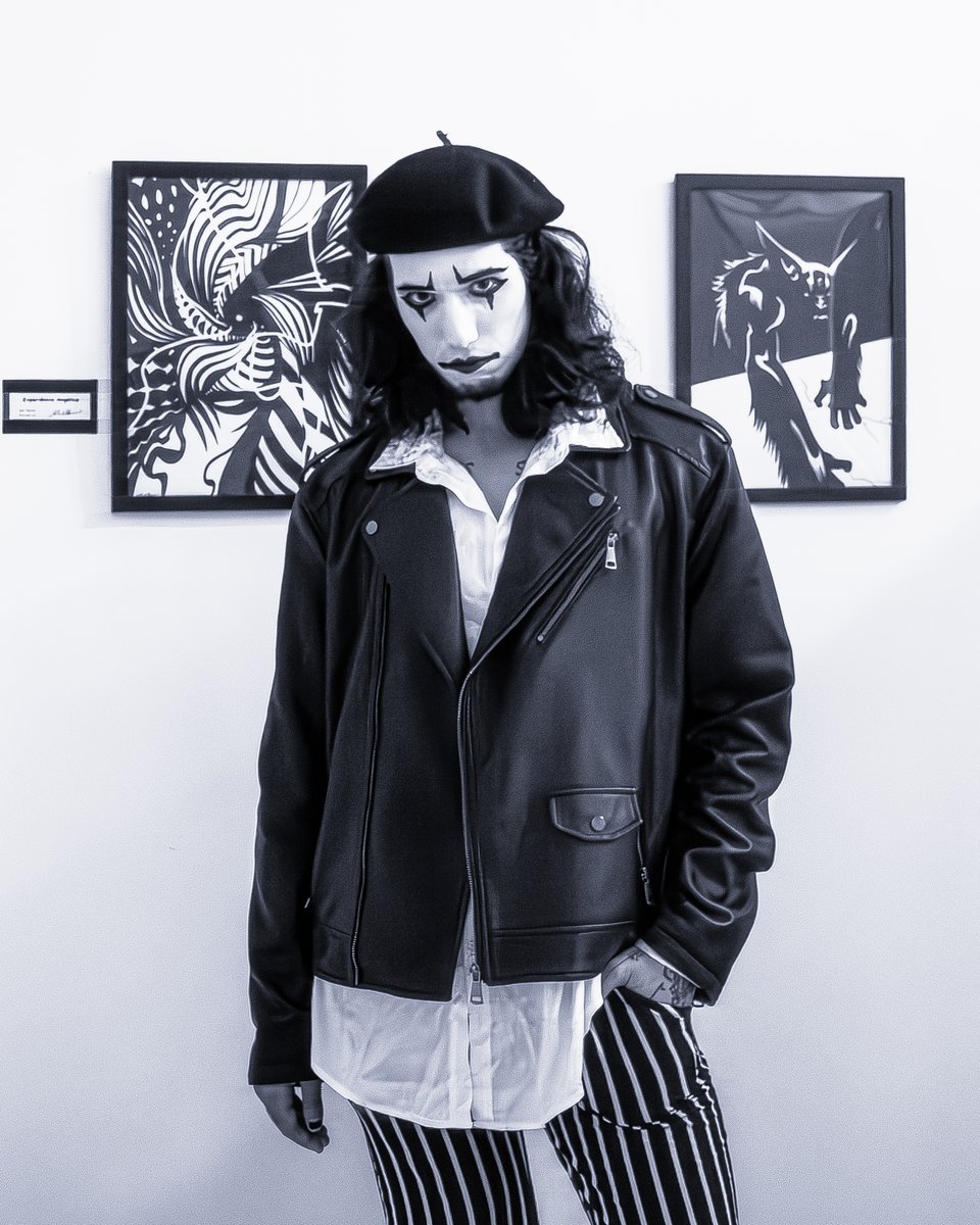 AZRAEL MAXIM tweet media