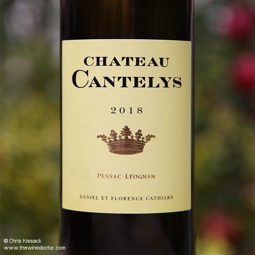 chriswinedoctor's tweet image. Another chance to see: I take a look at two wine-buying maxims - on where to find value, and know your vintages - with a glass of the 2018 Pessac-Léognan Blanc from Château Cantelys in hand.
buff.ly/44ecYCu
[free to read]
#cantelys #chateaucantelys #pessacleognan #graves