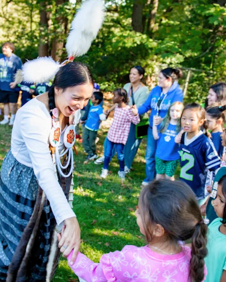 The Seattle <a href="/Seahawks/">Seattle Seahawks</a> partnered with our client <a href="/OutTeachEd/">Out Teach</a> to help aspiring young scientists! 🏈🔬

The Seahawks visited a local elementary school for Out Teach’s Big Dig event, which builds outdoor learning spaces for students. 

#seattleseahawks #stem #science <a href="/KIRO7Seattle/">KIRO 7</a>