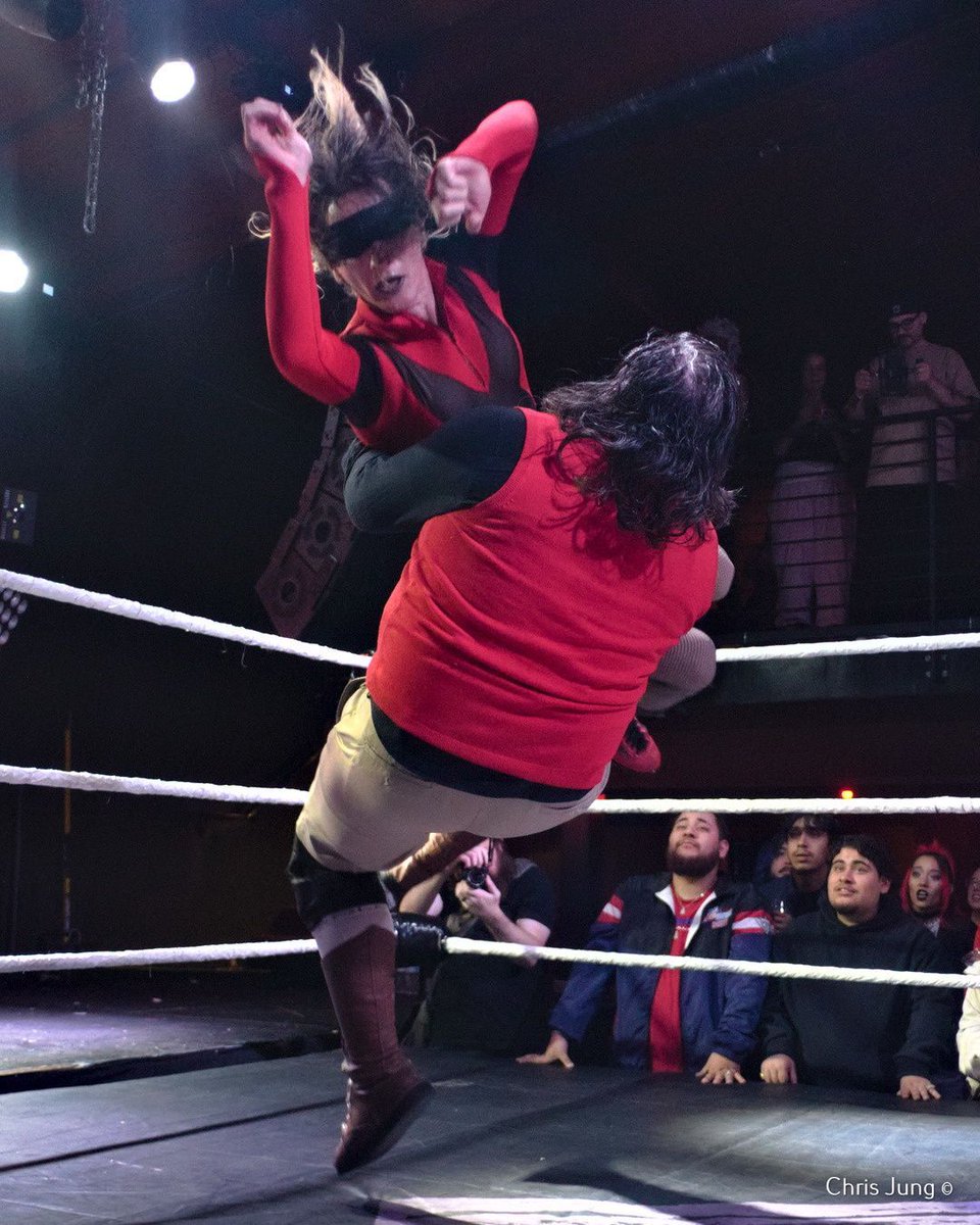 Rudo_Rampage's tweet image. Sheika is showing us the power of The Church in SlamTown.  
#Hoodslam @Hoodslam @darksheikftf