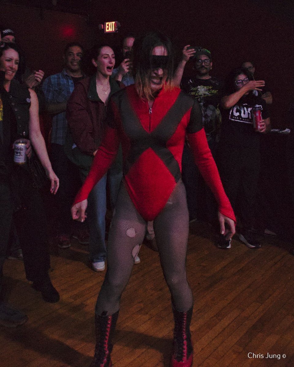 Rudo_Rampage's tweet image. Sheika is showing us the power of The Church in SlamTown.  
#Hoodslam @Hoodslam @darksheikftf