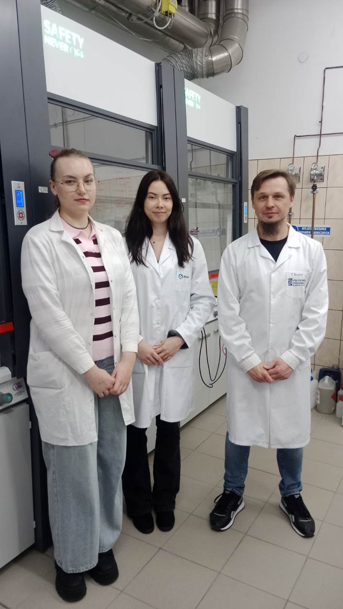 🥳Thrilled to welcome Dr. Aleksandra Ścigała 👩‍🔬 from <a href="/UMK_Torun/">UMK Torun</a>, who has joined <a href="/Chmielarz_Group/">Chmielarz Research Group</a> as a PostDoc to dive deep into electrochemistry and #ATRP🔋⚡️
🤞Fingers crossed for great results ahead❗️ 🚀
