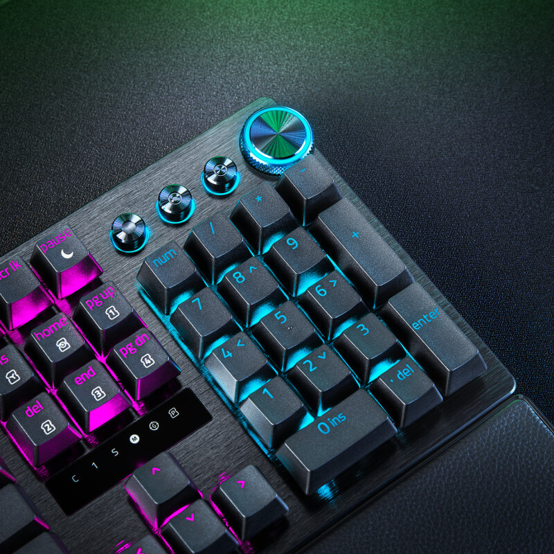 materielnet's tweet photo. ⬛️ #BlackFriday ⬛️

Jusqu'à 33% de remise sur une large sélection de périph' @RazerFrance : ça c'est alléchant 🐍

👉 https://t.co/5xWN48Ryce https://t.co/UsAdjCm3jM