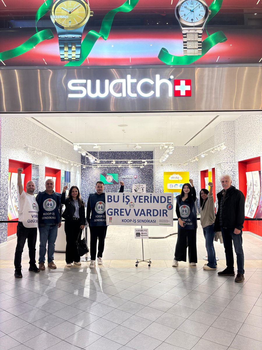 ahacisalihoglu's tweet photo. Koop-İş Sendikası olarak SWATCH Guruptaki Grevimizin 8..Günunde İstanbul Akasya AVM de desteğe gelen sydv temsilcilerimize teşekkür ederiz 17.11.25 
#SwatchGurup 
#Koopişsendikası
#UnıGlobal
#Swatchişçisiyalnızdegildir https://t.co/tTLQb1VlBv
